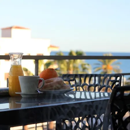 Апартаменты Playa Камбрильс